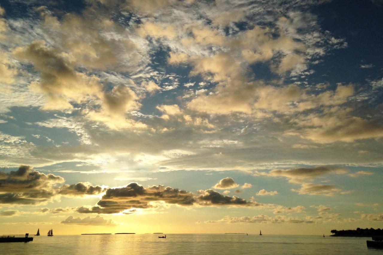 Sunrise Suites Dominican Suite #110 Cayo Hueso Exterior foto